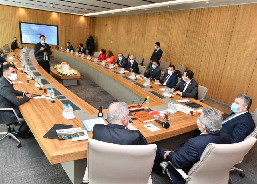 Sanayi Ve Teknoloji Bakan Yardımcıları Büyükdede Ve Dönmez Kayseri Osb'yi Ziyaret Etti