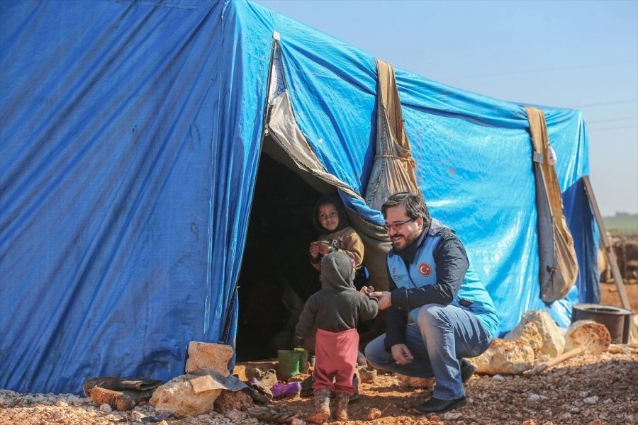 Türkiye Diyanet Vakfı Yetim Kamplarındaki Yaklaşık 1500 Çocuğun İhtiyaçlarını Karşılıyor