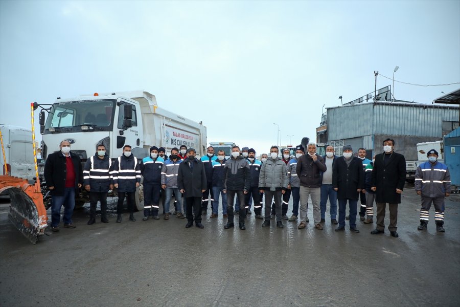 Başkan Yalçın'dan Karla Mücadele Ekiplerine Ziyaret