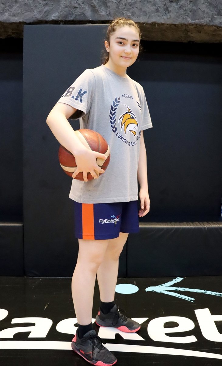 Kalp Rahatsızlığı Ameliyatla Çözülen Genç Basketbolcu Sahalara Döndü