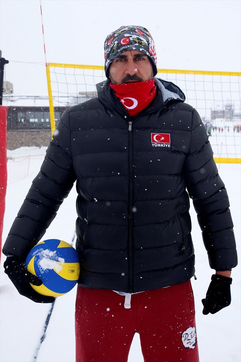 Kar Voleybolu Kadın Milli Takımı'nın Hedefi Avrupa'da Şampiyonluk