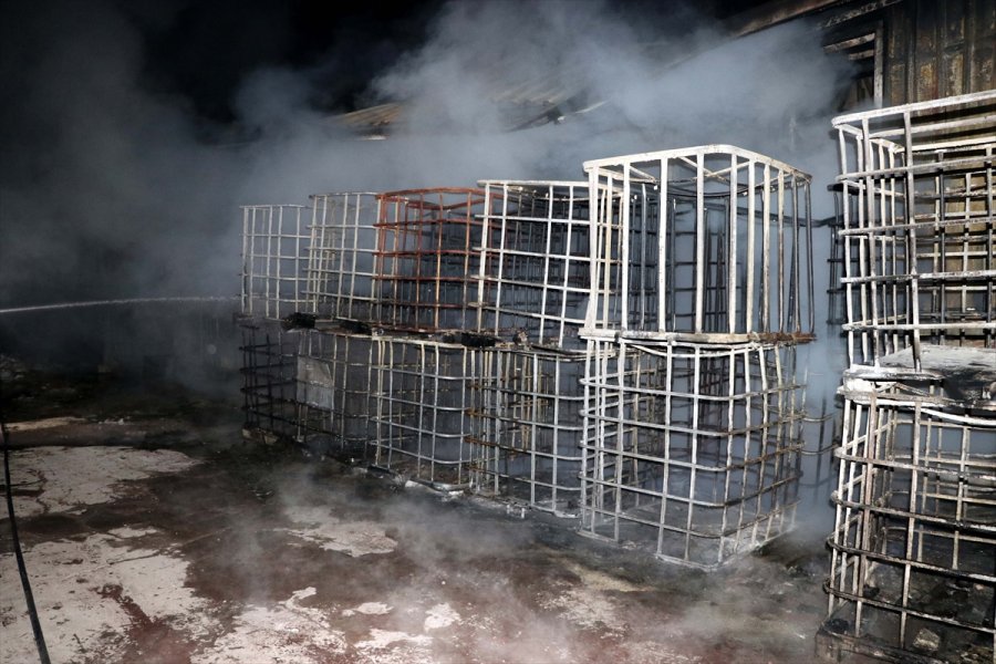 Kayseri'de Sabun İçin Yağ Üreten Tesiste Çıkan Yangın Söndürüldü