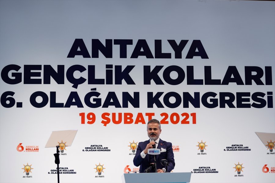 Dışişleri Bakanı Çavuşoğlu, Ak Parti Antalya İl Gençlik Kolları 6. Olağan Kongresine Katıldı: