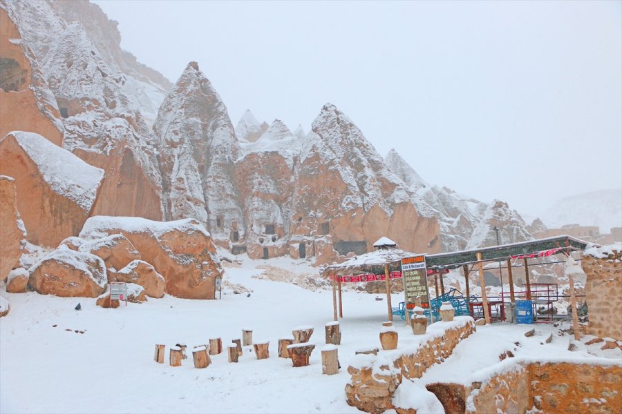 Ihlara'nın Giriş Kapısı Selime Kışın Tüm Güzelliklerini Yansıtıyor