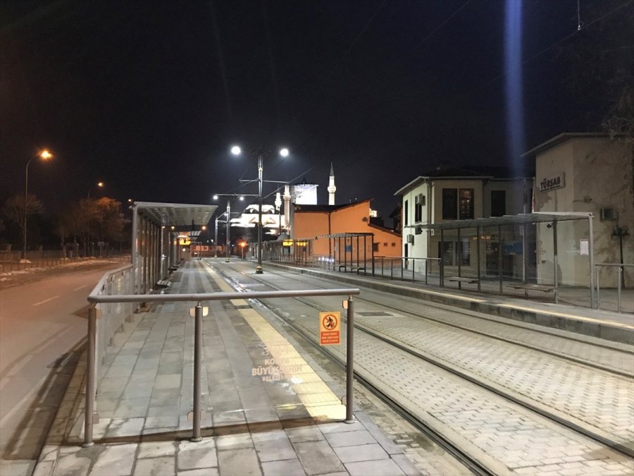 Konya, Karaman, Aksaray Ve Afyonkarahisar'da Sokağa Çıkma Kısıtlaması Sessizliği