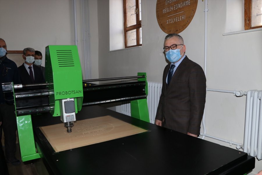 Niğde'de Kurulan Atölyelerde Dezavantajlı Kesimlere Mesleki Eğitim Verilecek