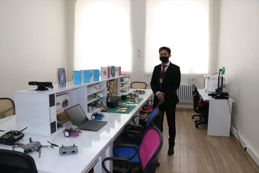 Niğde'de Kurulan Atölyelerde Dezavantajlı Kesimlere Mesleki Eğitim Verilecek