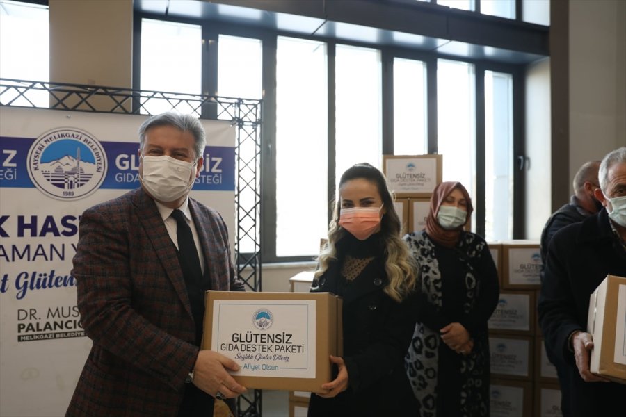 Melikgazi Belediyesi Çölyak Hastalarına 160 Glütensiz Gıda Paketi Dağıttı