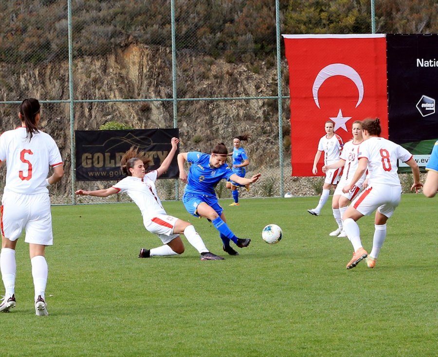 Uluslararası Kadınlar Futbol Turnuvası