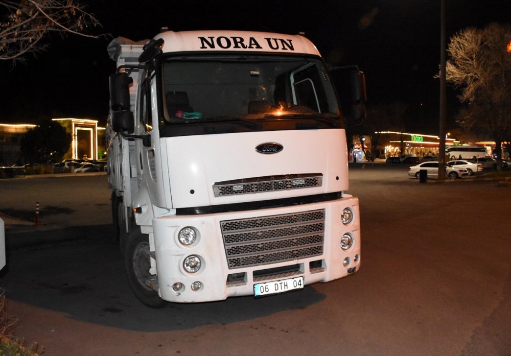 Aksaray'da Kamyonun Çarptığı Bisikletli Çocuk Öldü