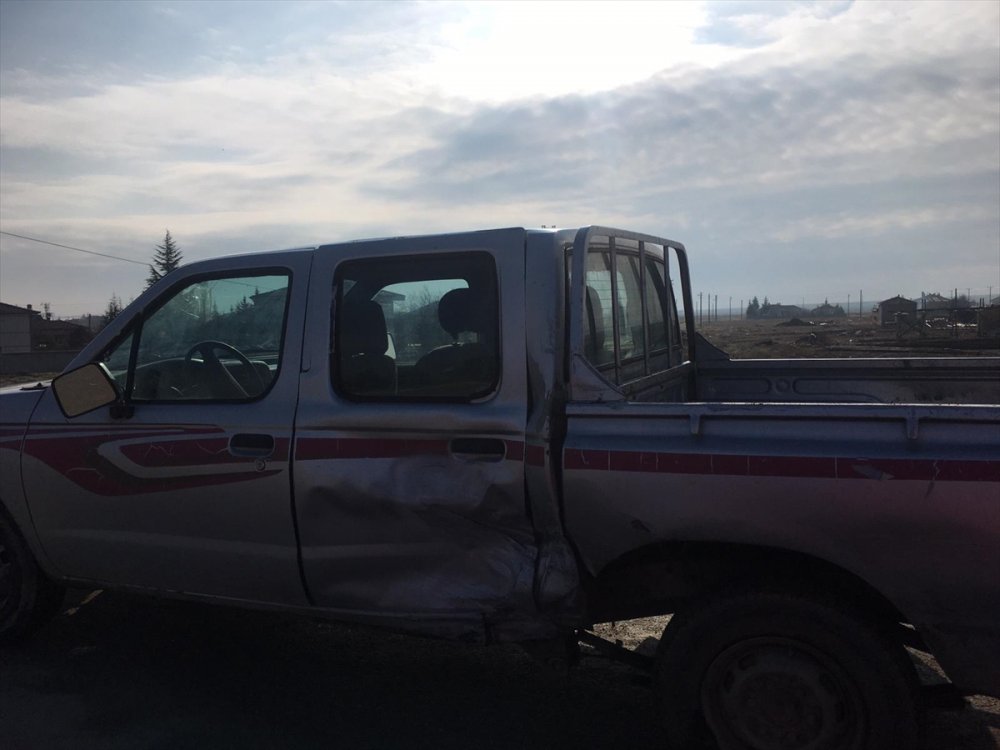 Kulu'da Trafik Kazası: 2 Yaralı