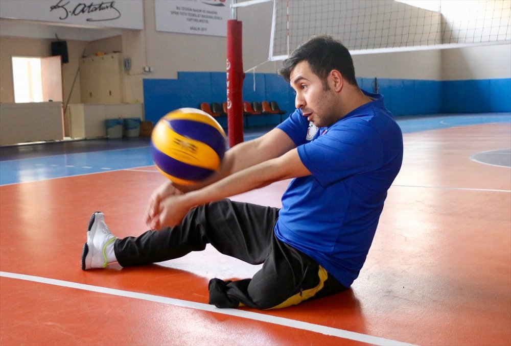 Trafik Kazasında Bacağını Kaybettikten Sonra Paylaştığı Fotoğraf, Ay-yıldızlı Formanın Kapısını Açtı