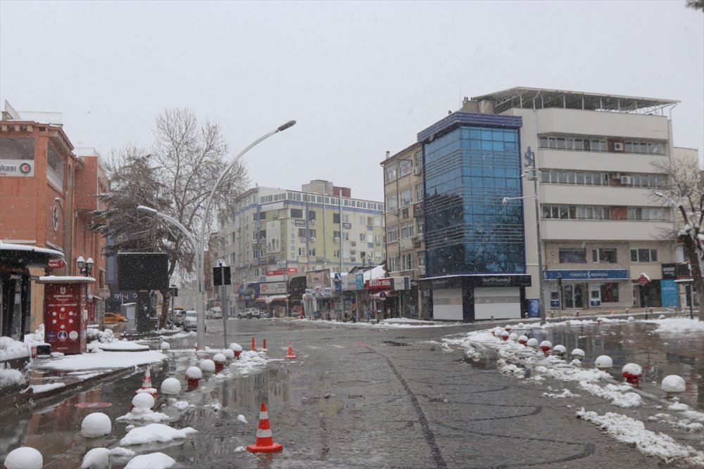 Karaman'da Kar Yağışı ve Sertavul Geçidinde Son Durum