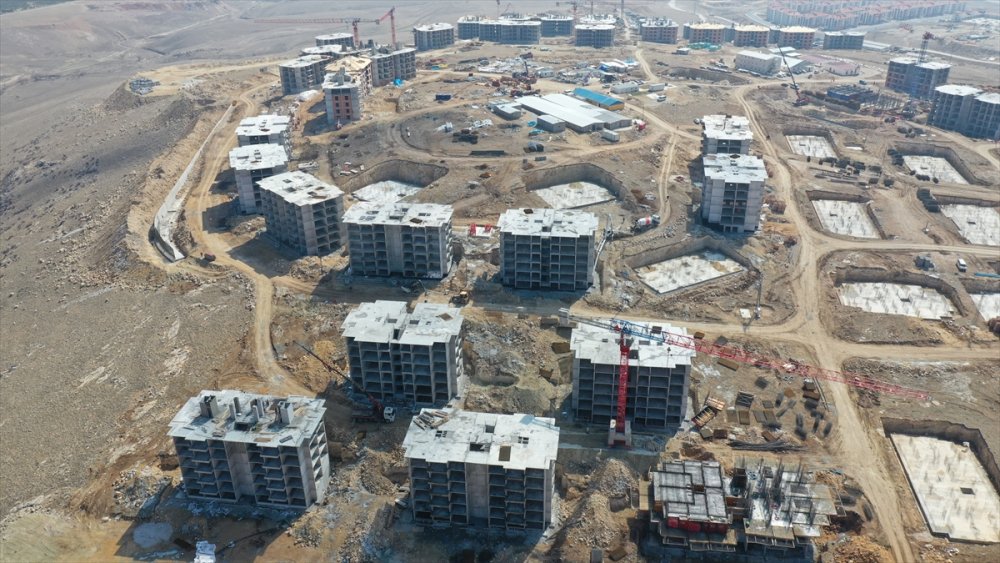 TOKİ Projeleriyle Konya ve Aksaray'da Yeni Konutlar Yükseliyor