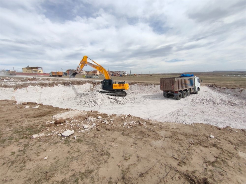 TOKİ Projeleriyle Konya ve Aksaray'da Yeni Konutlar Yükseliyor