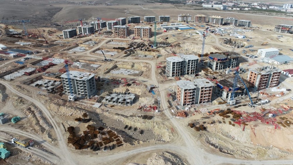 TOKİ Projeleriyle Konya ve Aksaray'da Yeni Konutlar Yükseliyor