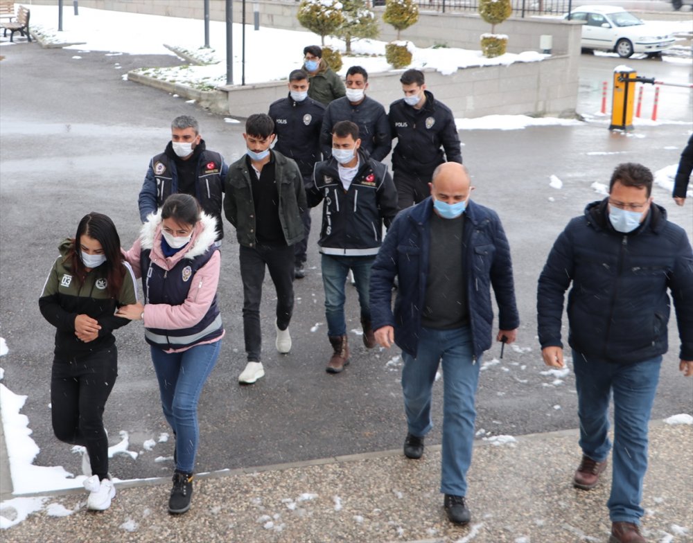 Karaman Merkezli Uyuşturucu Operasyonunda 35 Şüpheliden 3'ü Daha Tutuklandı