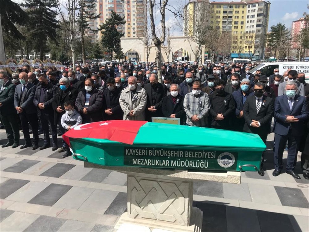 Kayseri Gazeteciler Cemiyeti Başkanı Veli Altınkaya Son Yolculuğuna Uğurlandı