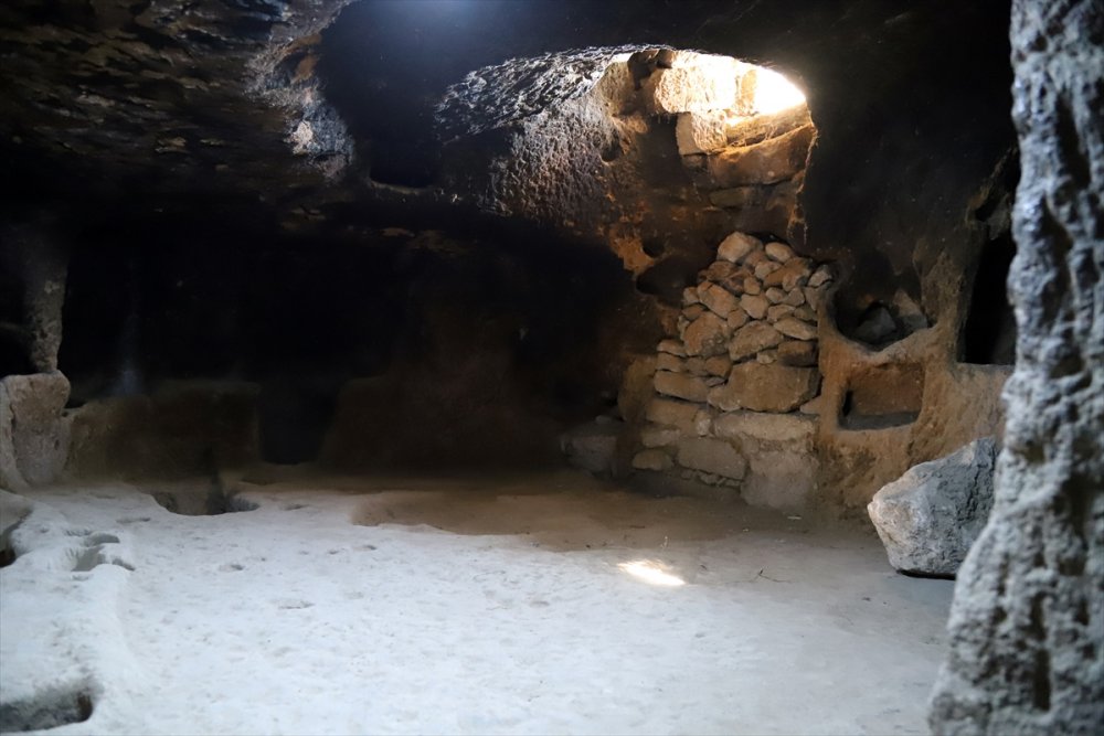 Aksaray'da Manastır Vadisi'nde Tarihe Yolculuk