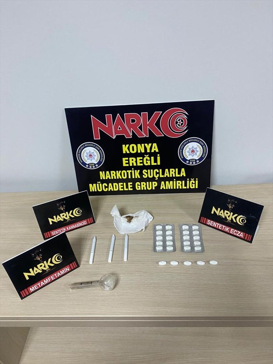 Konya'da Kovid-19 Tedbirlerini İhlal Edip Evde Kumar Oynayan 11 Kişiye Para Cezası