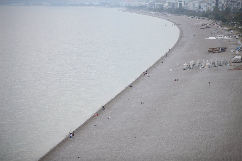 Antalya, Muğla, Burdur Ve Isparta "tam Kapanma"nın Ardından Sessizliğe Büründü