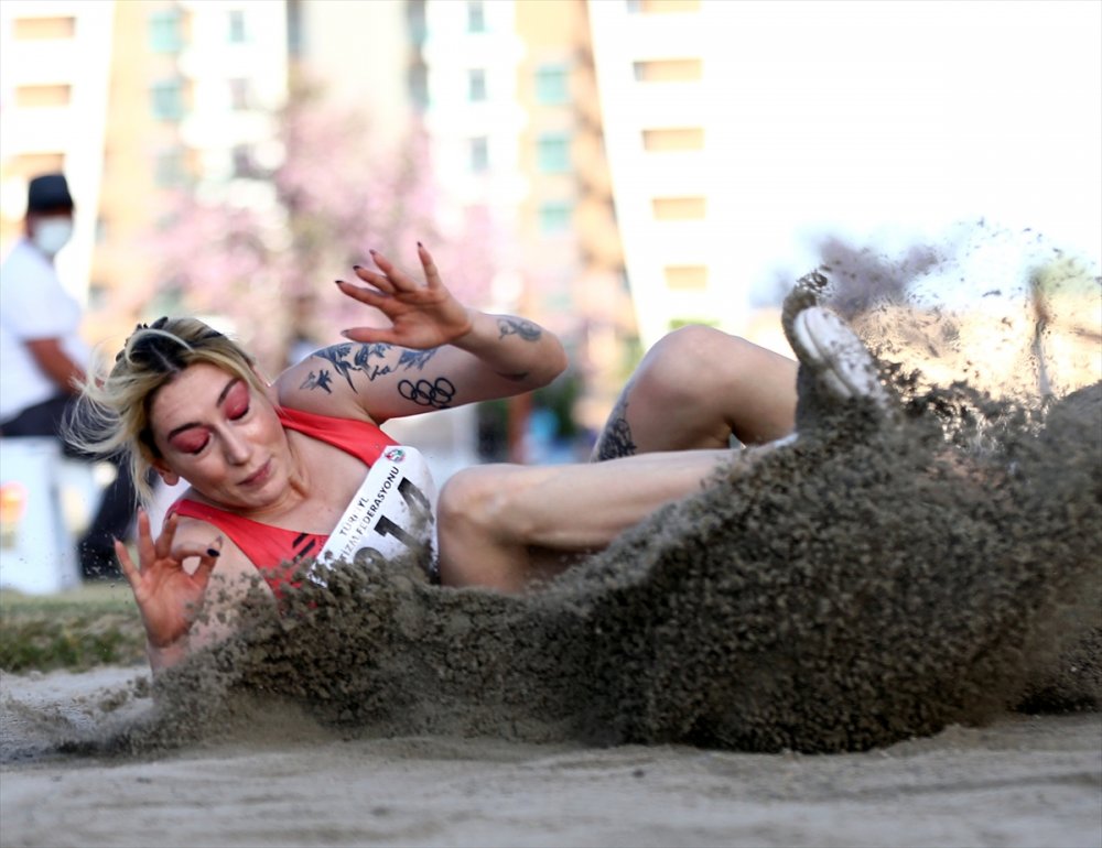 Atletizmde Olimpik Deneme Ve Komple Atlet 1. Kademe Yarışları Mersin'de Başladı