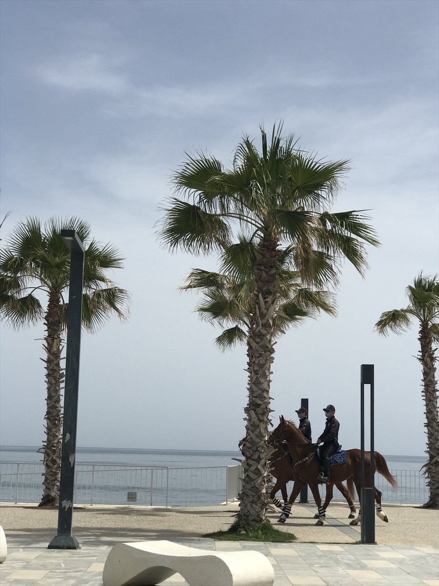 Turizm Merkezi Antalya'da Kovid-19 Denetimleri Hava, Kara Ve Denizden Yürütülüyor