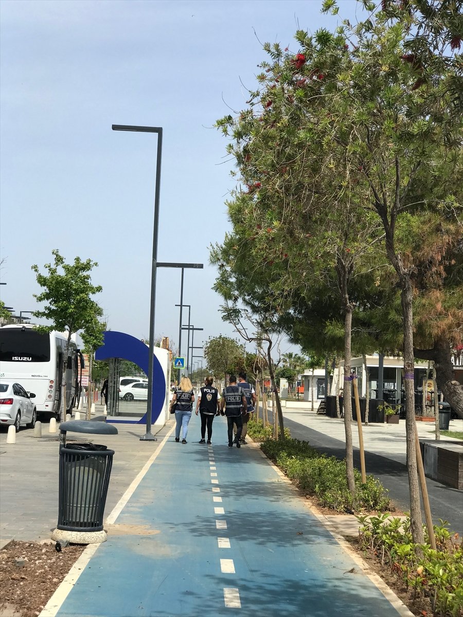 Turizm Merkezi Antalya'da Kovid-19 Denetimleri Hava, Kara Ve Denizden Yürütülüyor