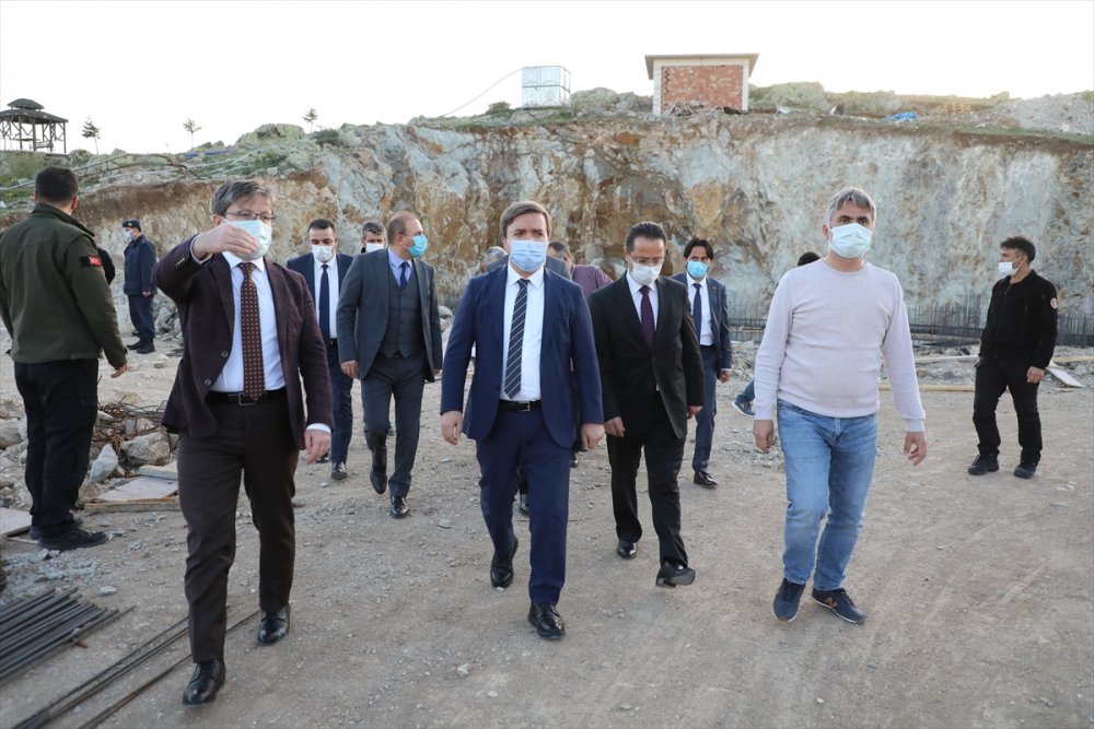 Yunus Emre Ve Hocası Tapduk Emre'nin Türbeleri Restore Ediliyor