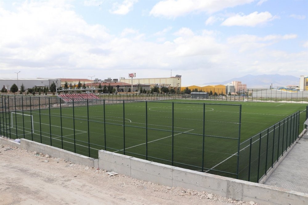 Karaman'da Devam Eden Spor Yatırımları