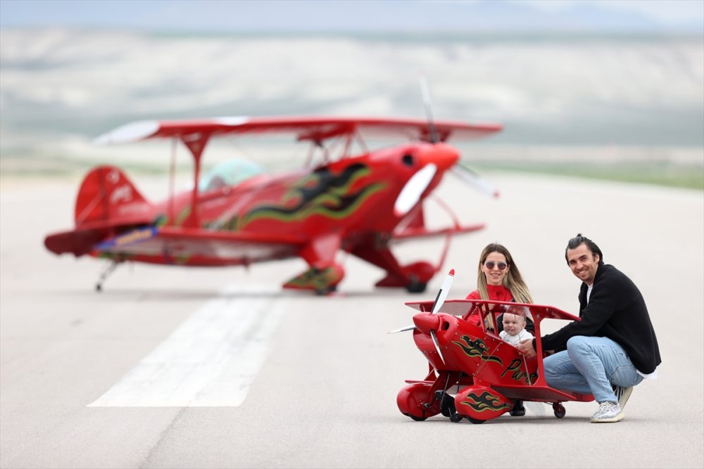 Türk Kadınının Göklerdeki Temsilcisi Anne Olduktan Sonra Daha Temkinli Uçuyor