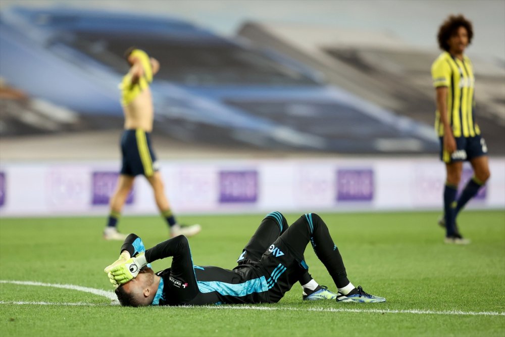 Fenerbahçe: 1 - Demir Grup Sivasspor: 2