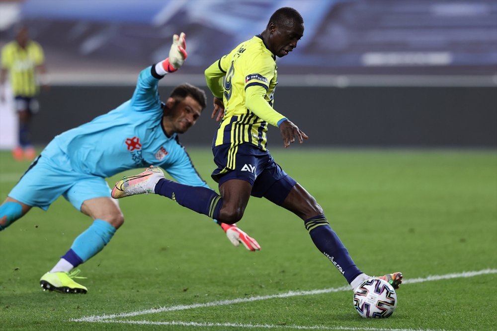 Fenerbahçe: 1 - Demir Grup Sivasspor: 2