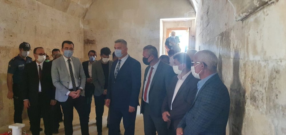 744. Türk Dil Bayramı Kapsamında Karamanoğlu Mehmet Bey'in Türbesi Ziyaret Edildi