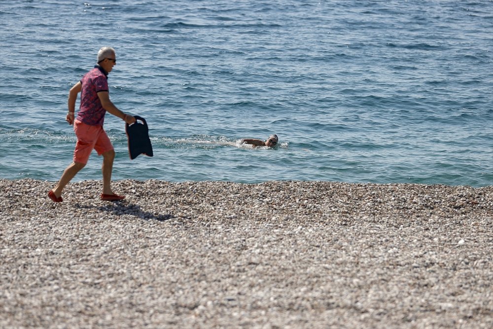 Turizm Merkezleri Antalya Ve Muğla'da Bayramda Da "tam Kapanma" Sessizliği Sürüyor