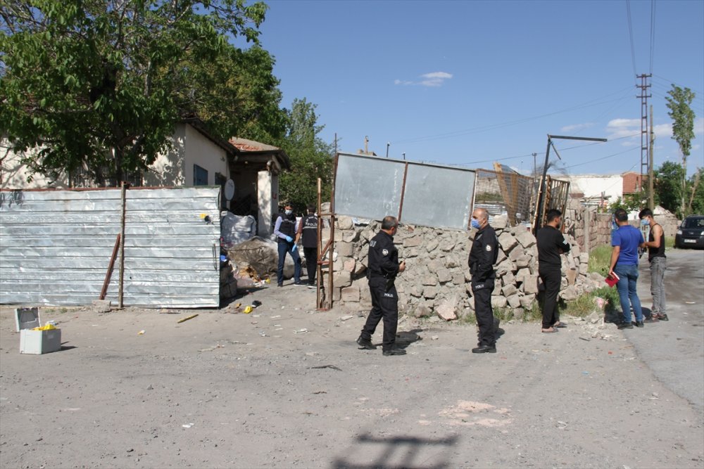 Kayseri'deki Silahlı Kavgada 2 Kişi Yaralandı