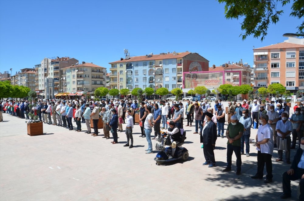 Konya, Karaman, Aksaray Ve Afyonkarahisar'da Filistinli Şehitler İçin Gıyabi Cenaze Namazı Kılındı