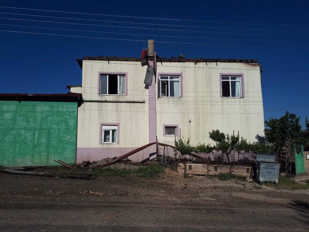 Pınarbaşı Köyünde Yangın Paniği