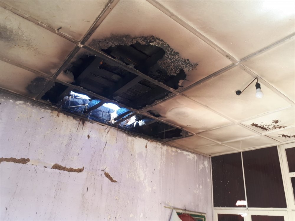 Pınarbaşı Köyünde Yangın Paniği