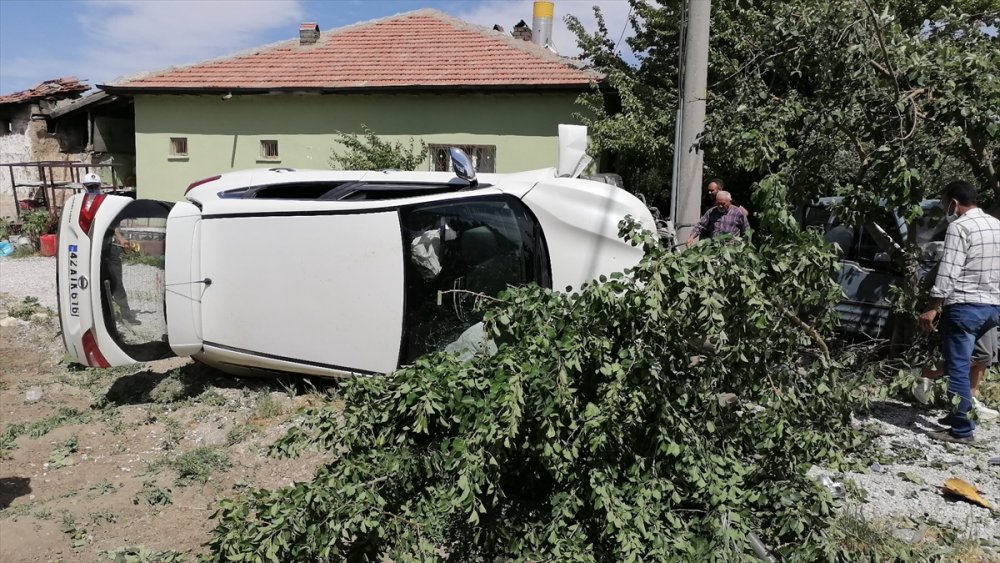 Ereğli'de Cip İle Hafif Ticari Araç Çarpıştı: 4 Yaralı