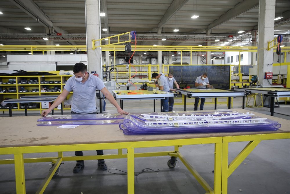 İşveren Ve İşçi Arasındaki "Güçlü Bağ" Yanan Fabrikayı Yeniden Ayağa Kaldırdı