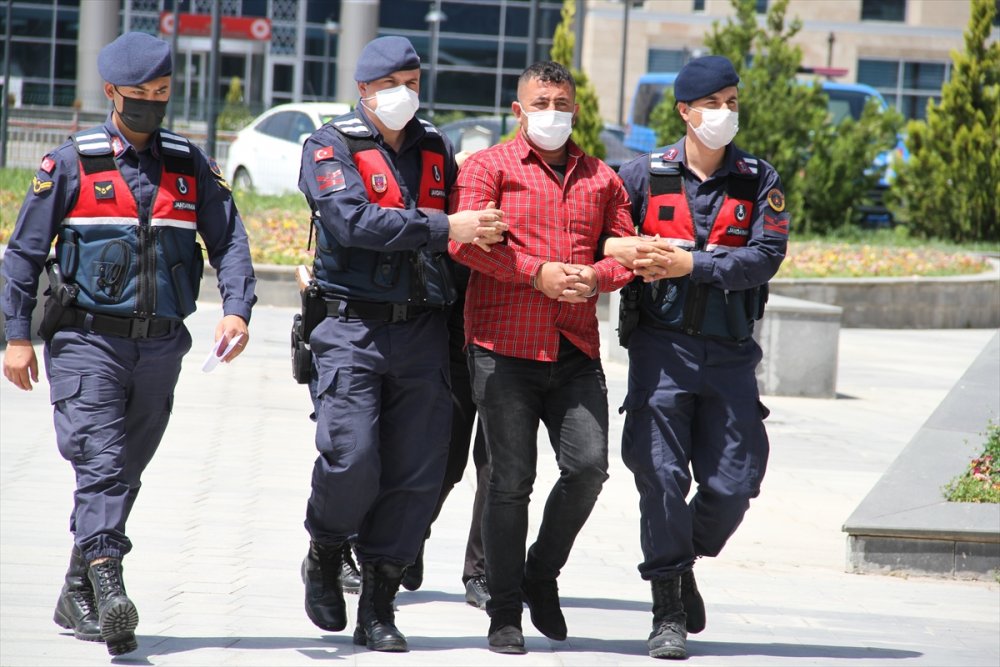 Kayseri'de Çıkan Silahlı Kavgada Ağabey-kardeş Yaralandı