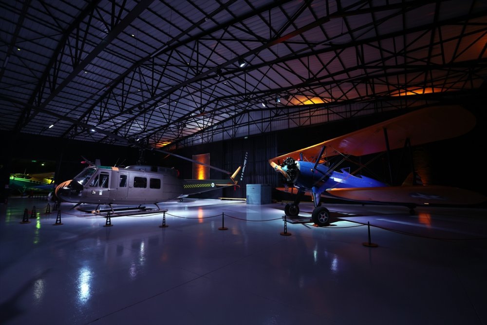 Eskişehir'de, Film Yıldızı Uçakların Da Sergilendiği Müzenin Filosu Genişliyor
