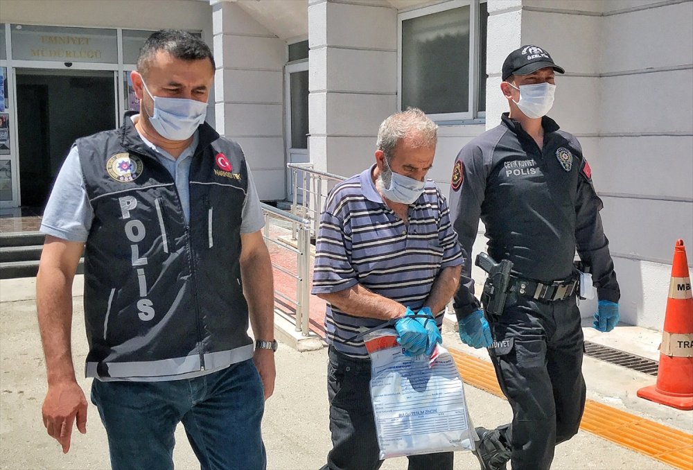 Suriye Açıklarında Yaklaşık 1,5 Ton Esrar Ele Geçirilen Operasyonda Yakalanan 6 Zanlı Adliyede