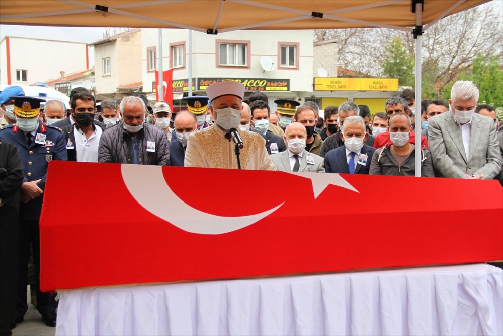 Kayseri Şehidini Son Yolculuğuna Uğurladı