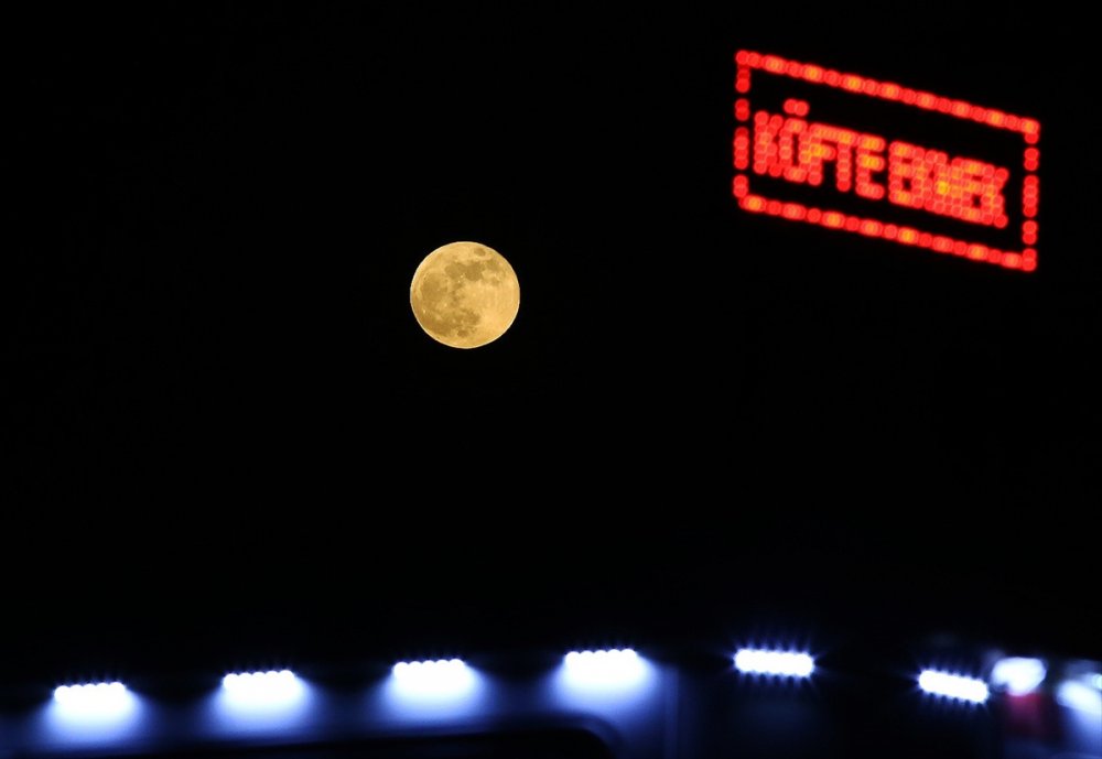 Mersin Ve Hatay'da "süper Ay" Gözlemlendi