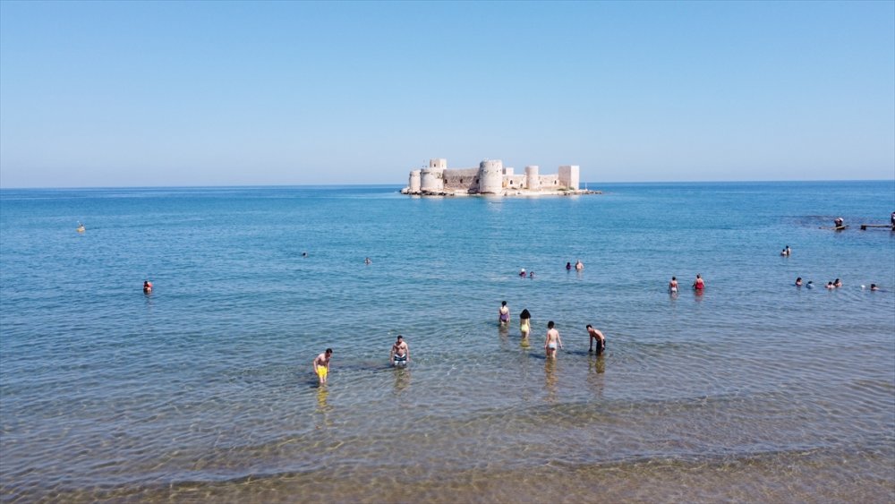 Mersin Kızkalesi'nde Turizm Sezonu Kovid-19 Tedbirleri Alınarak Açıldı