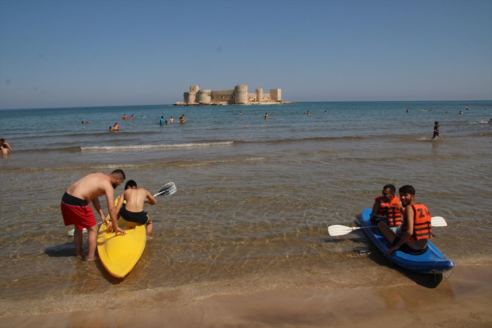 Mersin Kızkalesi'nde Turizm Sezonu Kovid-19 Tedbirleri Alınarak Açıldı