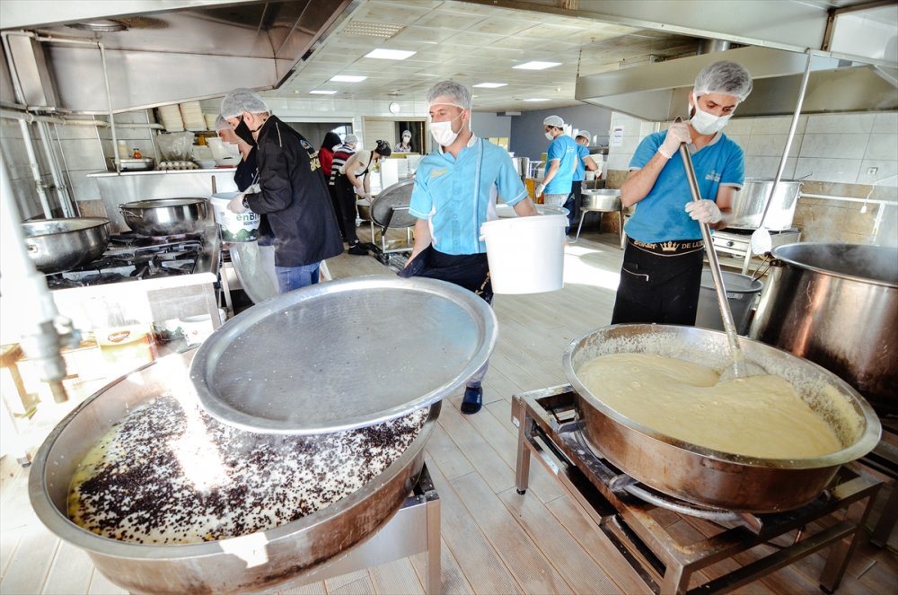 Konya'da Denizaltı Evlere Geliyor