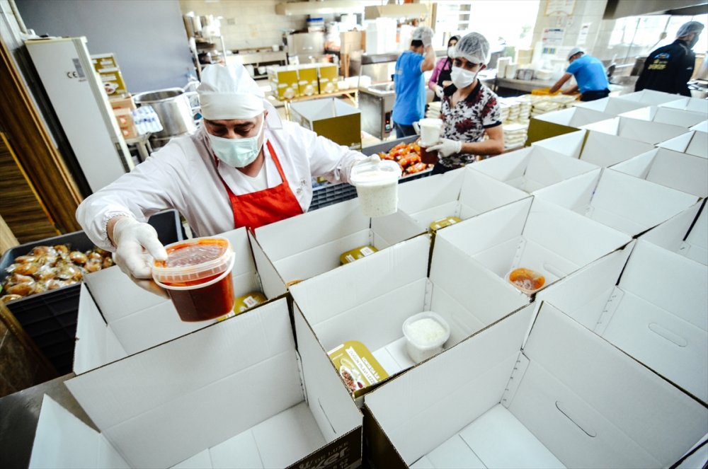 Konya'da Denizaltı Evlere Geliyor